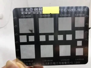 Vỉ đa năng chân chéo