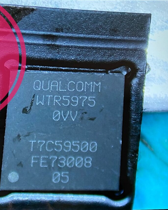 ic trung tần 8-8P-X Qualcom WTR5975