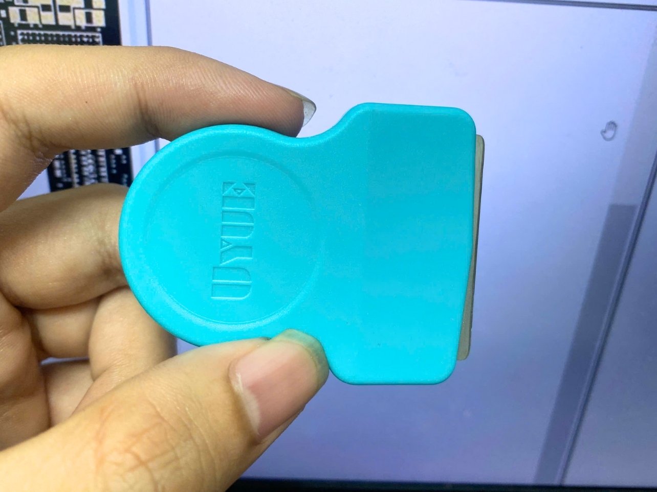 dao lach man UYUE 007 - 1 Dao tách màn UYUE 007