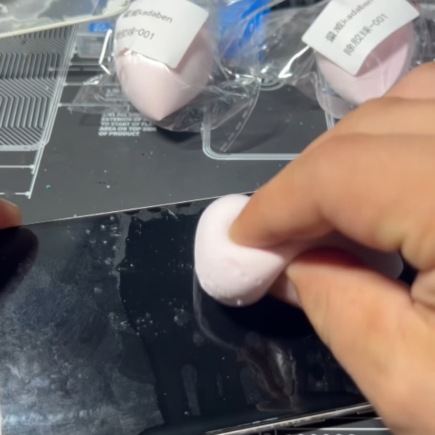 Quả bông tẩy keo Kadaben 001 Quick adhesive removal ball, tẩy keo màn hình nhanh